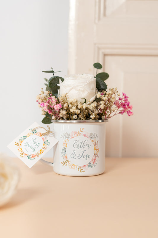 Taza Vintage con Flores Preservadas- Sois los siguientes