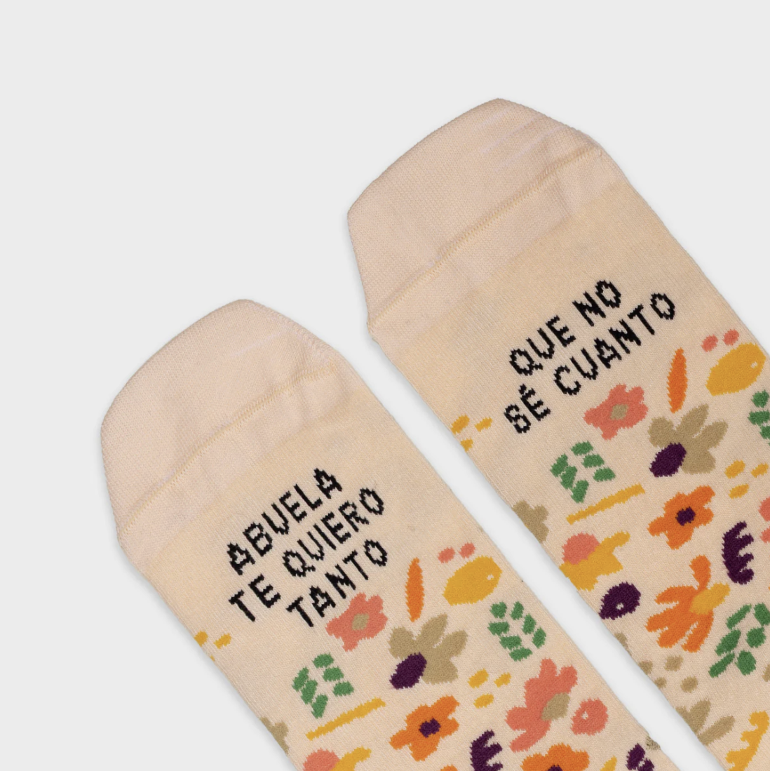Calcetines ABUELA TE QUIERO TANTO QUE NO SÉ CUANTO - UO