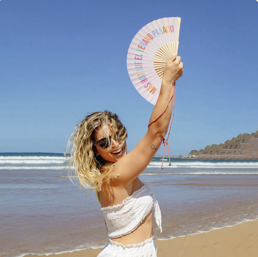 Abanico MÁS HOT QUE EL VERANO PASADO - Fisura