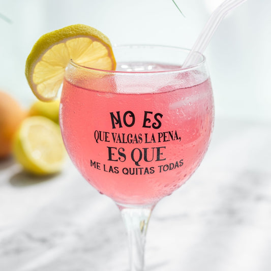 Copa Animalismo Poético NO ES QUE VALGAS LA PENA, ES QUE ME LAS QUITAS TODAS