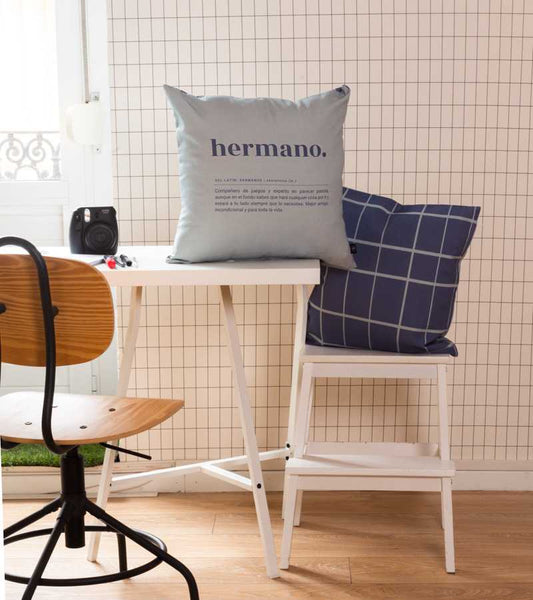 Cojín HERMANO DEFINICIÓN Cuadros Azules - UO*