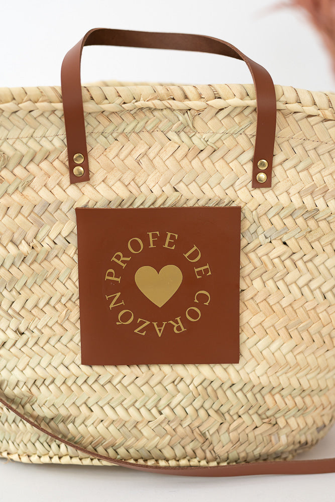 CAPAZO PROFE DE CORAZÓN- BE LOVE