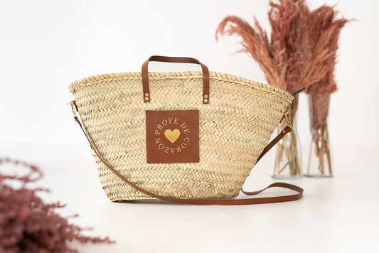 CAPAZO PROFE DE CORAZÓN- BE LOVE