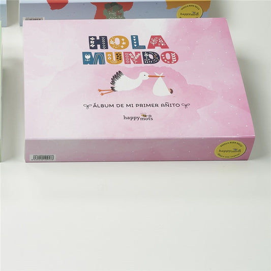 Álbum Bebé NIÑA "Hola Mundo", mi primer añito- Happymots