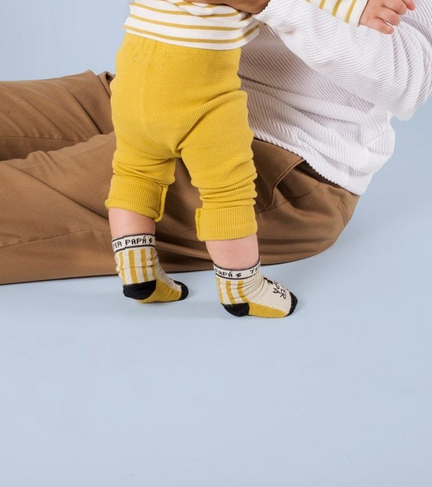 Mini Calcetines TENGO UN SÚPER PAPÁ- UO*