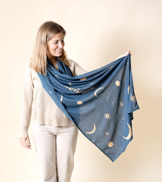 PAÑUELO RECTANGULAR PERSIGUE TUS SUEÑOS- UO*