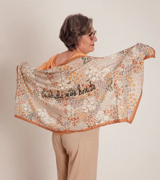 Pañuelo LA ABUELA MÁS BONITA - UO