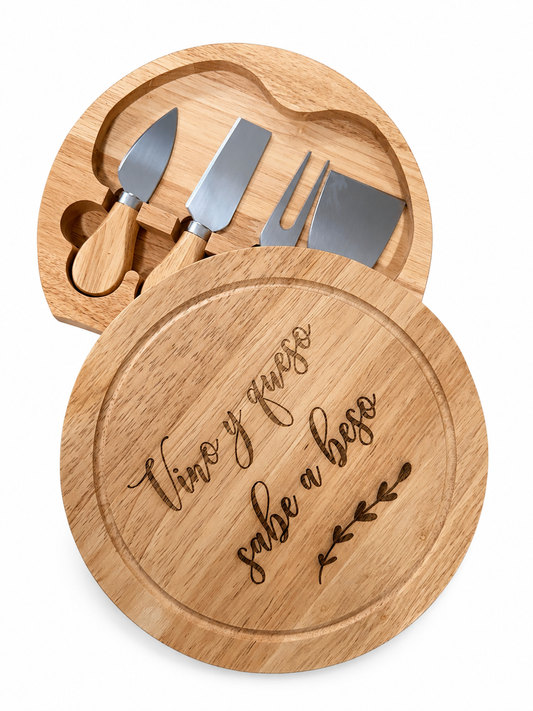 Tabla de quesos con utensilios para quesos- Be Love