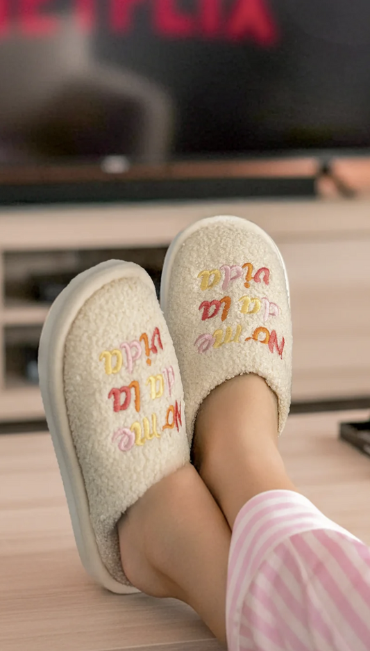 Zapatillas “No me da la vida” beige - FISURA