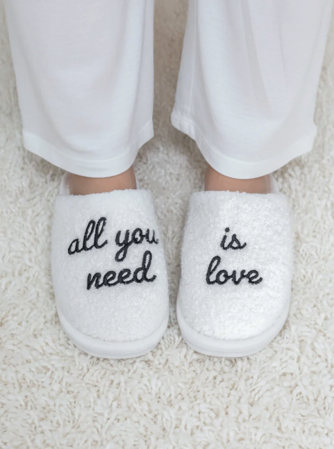 Zapatillas “All you need is love” beige - FISURA