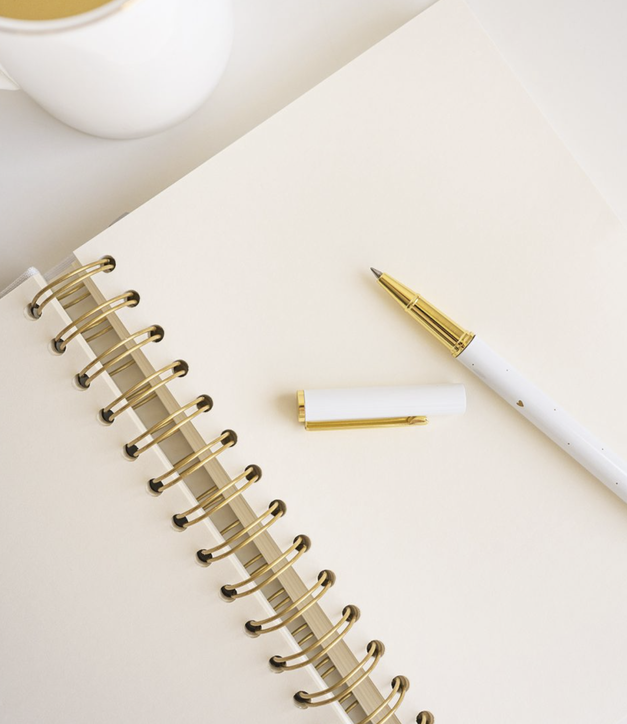 Cuaderno Entelado A5 Arena - THE GREAT MOUSTACHE