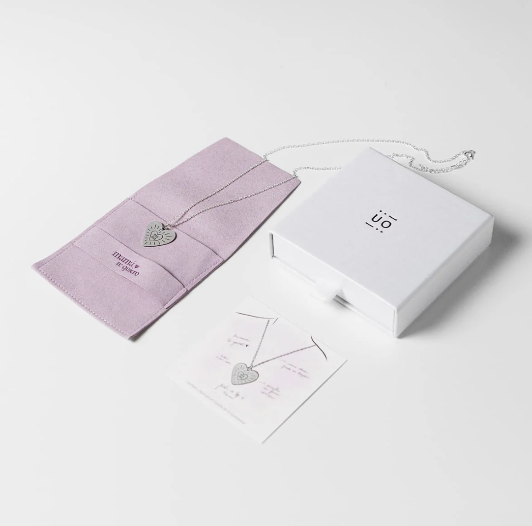 Colgante MAMÁ corazón - UO