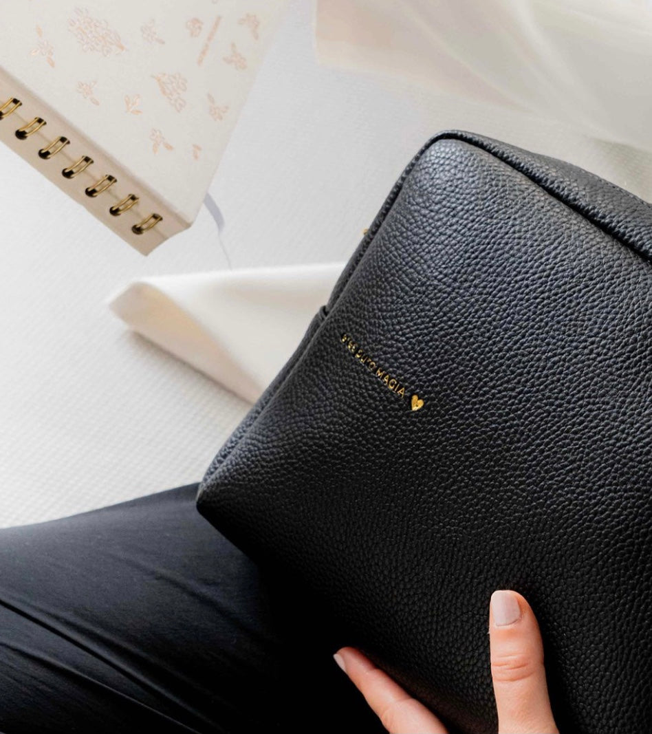 Bolso Porta Todo ERES MAGIA NEGRO - THE GREAT MOUSTACHE