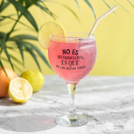 Copa Animalismo Poético NO ES QUE VALGAS LA PENA, ES QUE ME LAS QUITAS TODAS