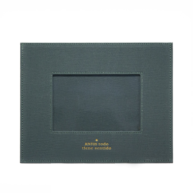 Marco Entelado Verde JUNTOS TODO TIENE SENTIDO - The Great Moustache