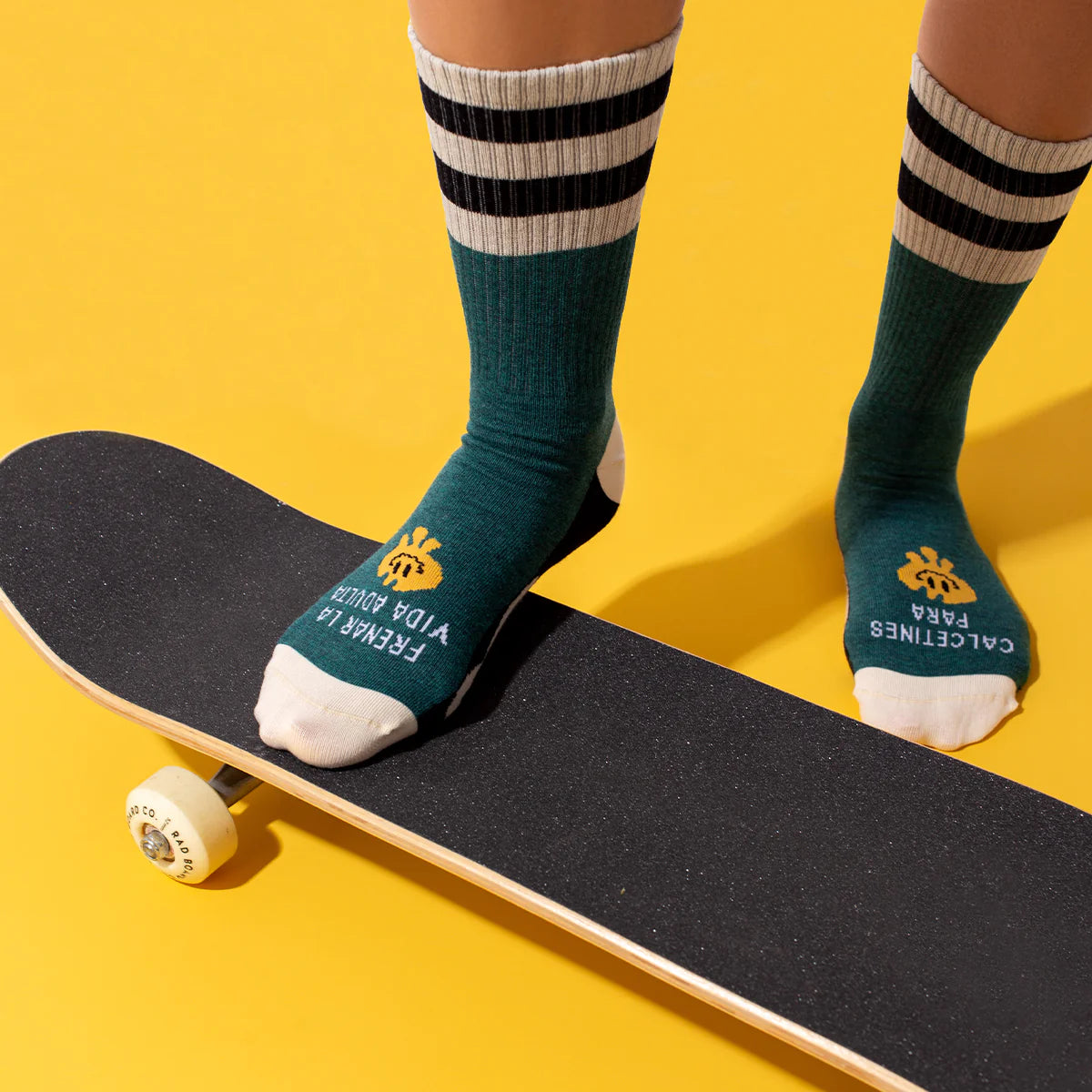 Calcetines "Para frenar la vida adulta"- UO*