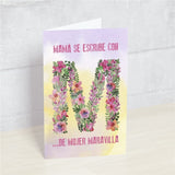 Postal MAMÁ SE ESCRIBE CON M - Happy Mots