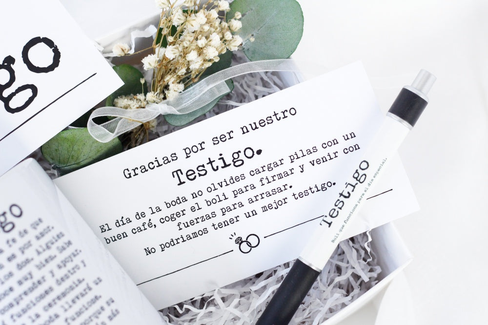 KIT TESTIGO - TAZA+ BOLI + POSTAL EN CAJITA - Be Love