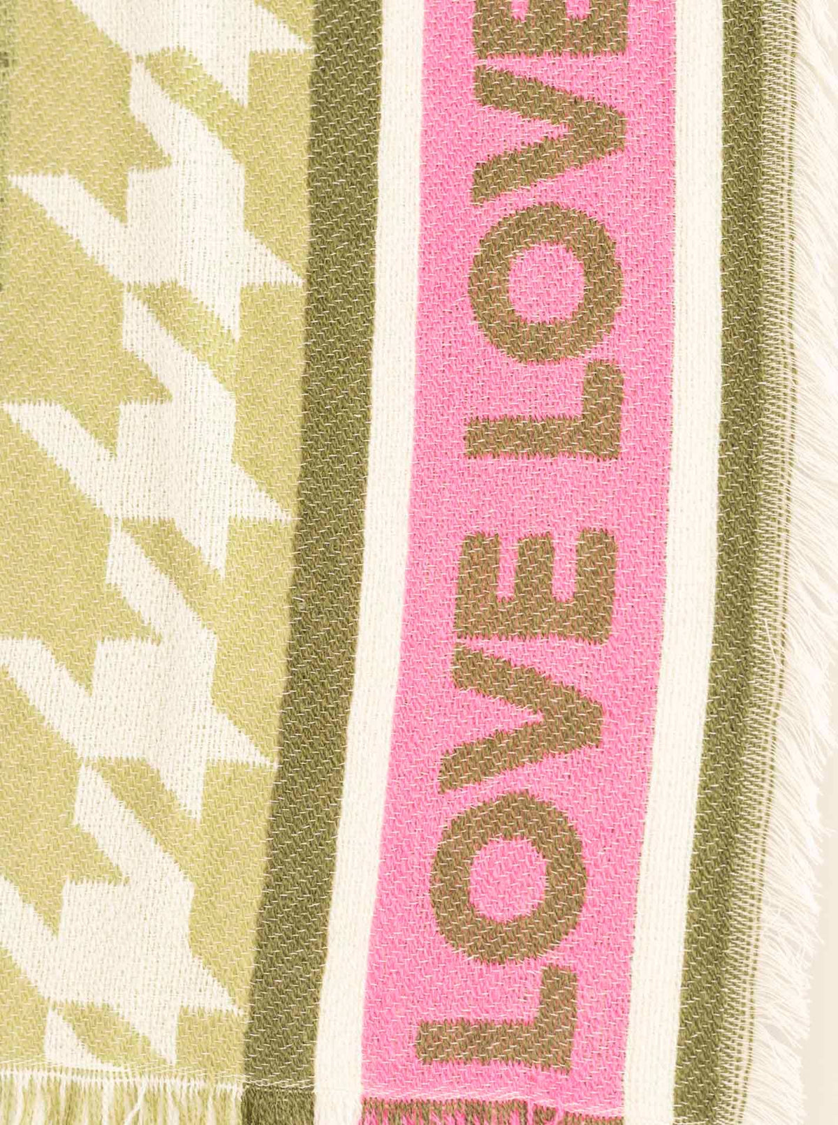 Bufanda "Houndstooth Love"