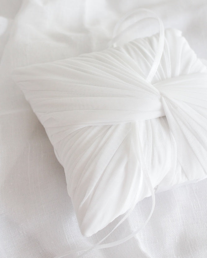 Cojín Porta Alianzas Tul