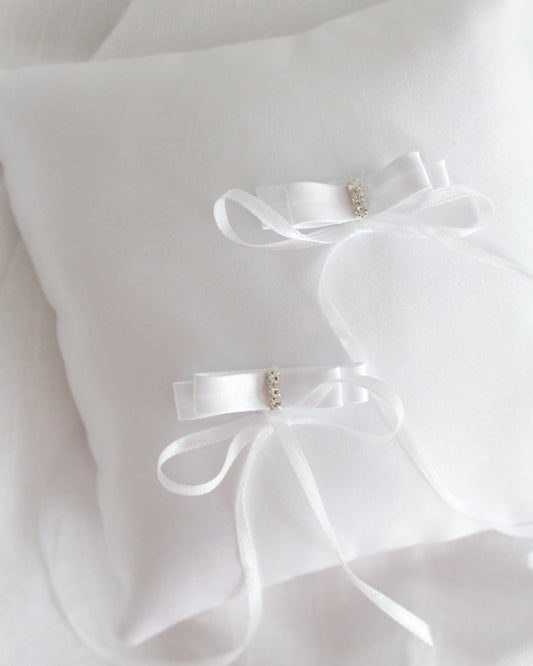 Cojín Porta Alianzas Lazos Blanco