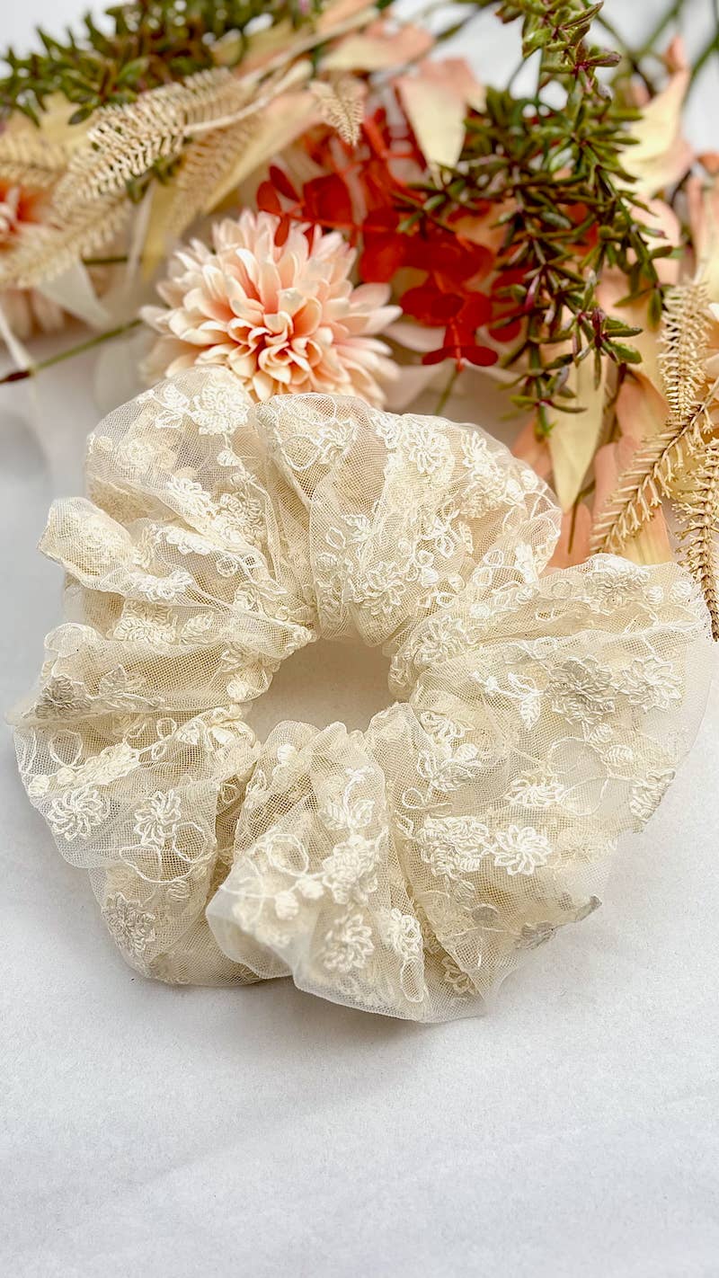 Lazo de encaje 15cm Beige
