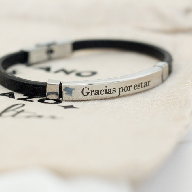 Pulsera Cuero y Acero, De tus manos mis primeros pasos y de tu brazo hasta el altar- Be Love