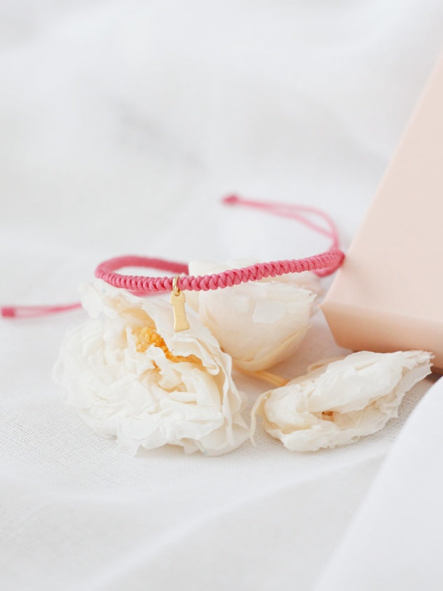 Pulsera Macramé con inicial en Plata Chapado Oro-Be Love