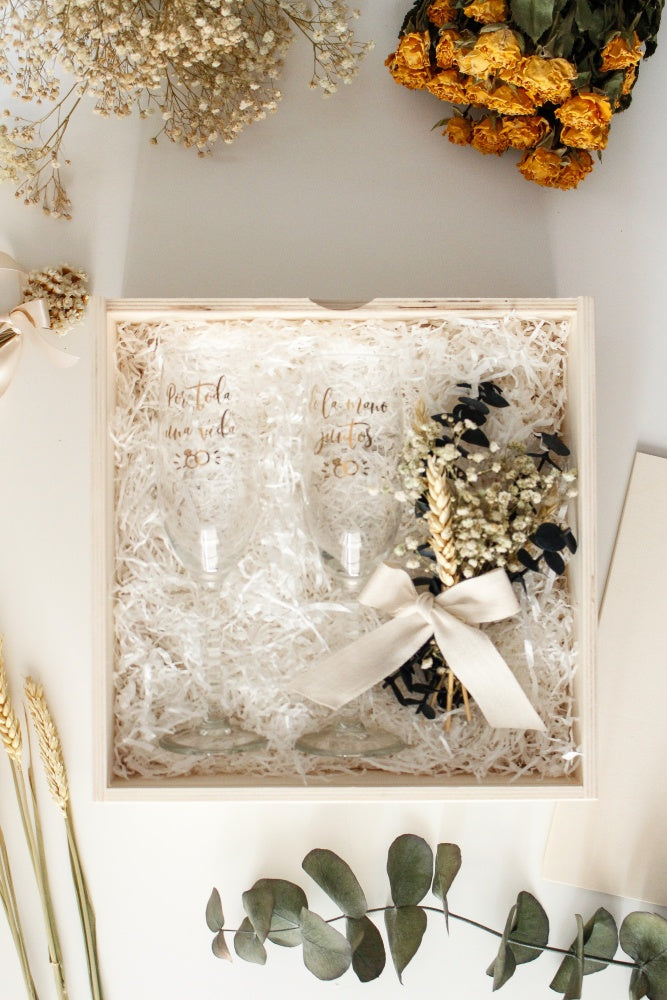 COPAS PARA BRINDAR “POR TODA UNA VIDA...DE LA MANO JUNTOS”- Be Love