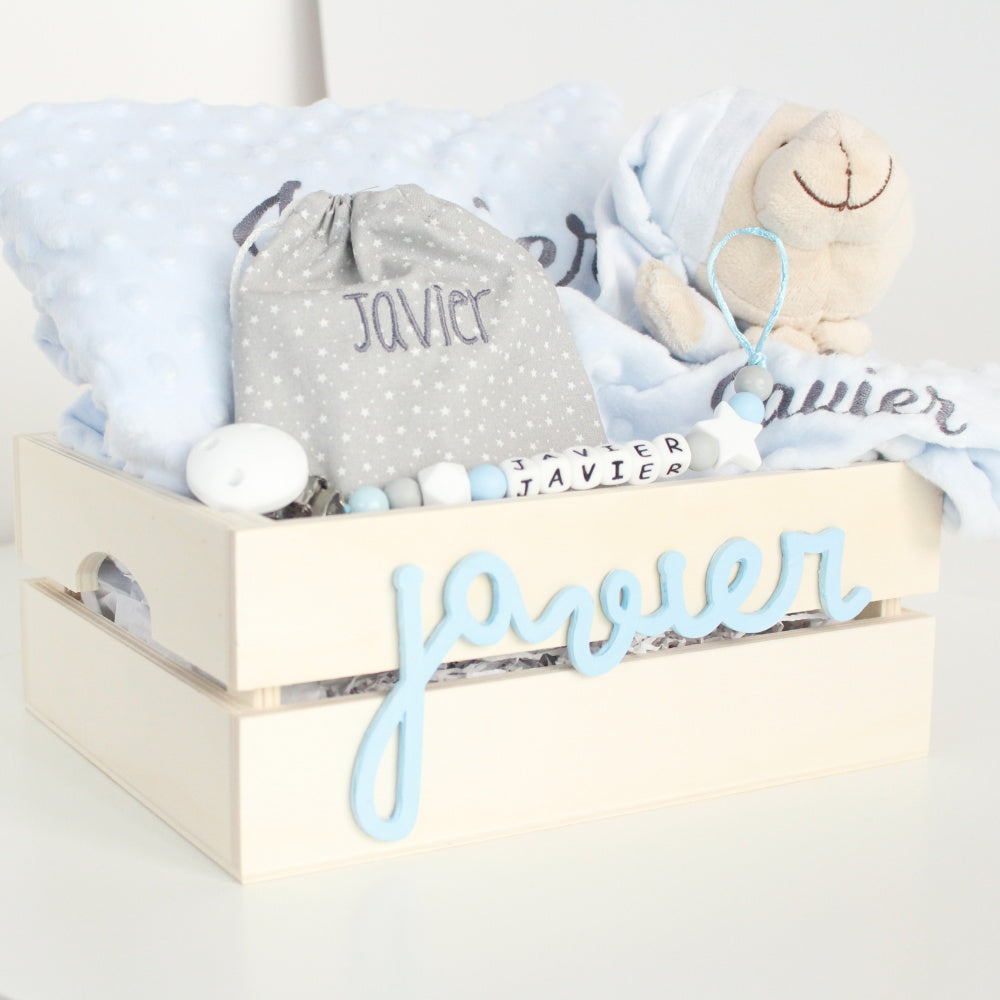 Canastilla PERSONALIZADA Recién Nacido en cajita de Madera- Be Love