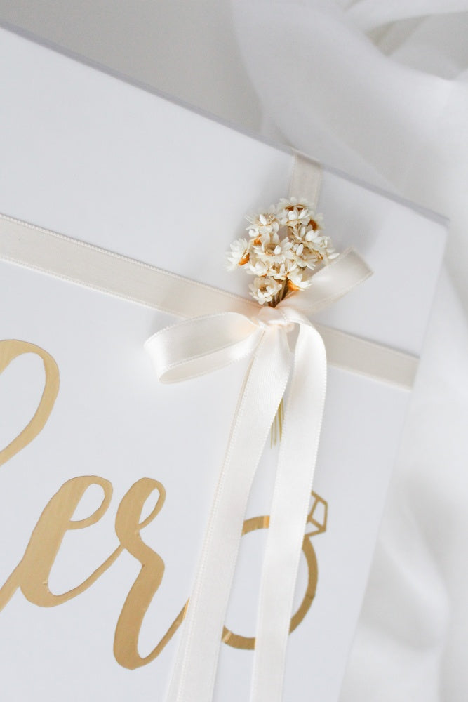 BRIDE TO BE -BEAUTY BOX PERSONALIZADA