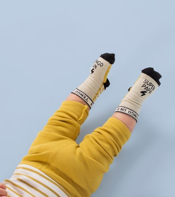 Mini Calcetines TENGO UN SÚPER PAPÁ- UO*