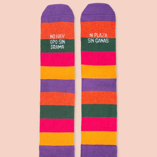Calcetines NO HAY OPO SIN DRAMA, NI PLAZA SIN GANAS - UO*
