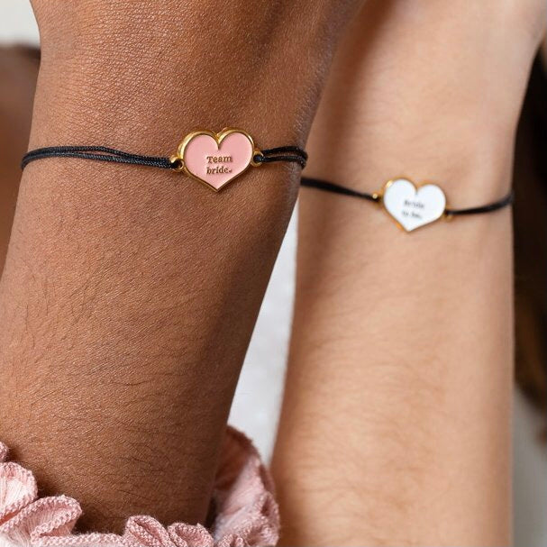 Pulsera Charm TEAM BRIDE - UO*