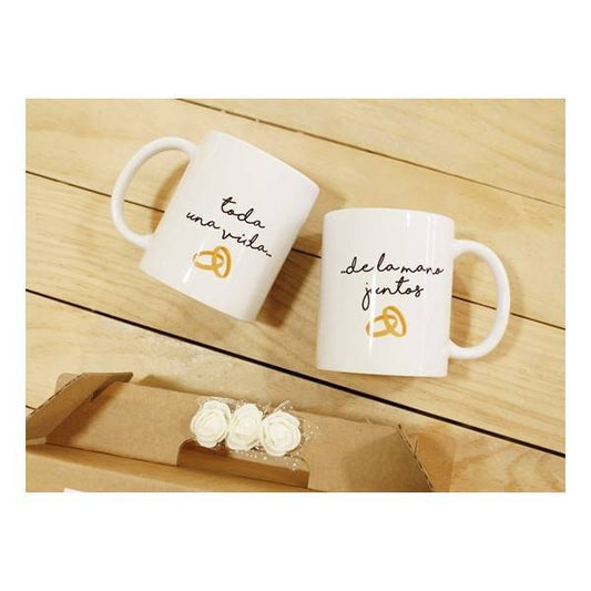 KIT PERSONALIZABLE 2 TAZAS "TODA UNA VIDA DE LA MANO JUNTOS" - Be Love