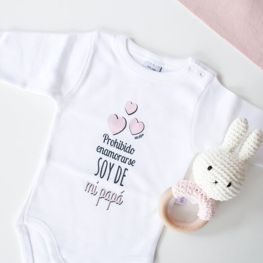 Body PROHIBIDO ENAMORARSE, SOY DE MI PAPÁ Rosa/Azul - Mi Pipo