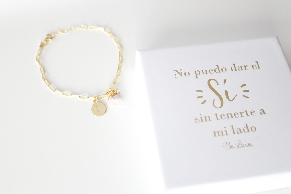 Pulsera de Plata con Inicial y Piedra Cuarzo Rosa en cajita "NO PUEDO DAR EL SÍ SIN TENERTE A MI LADO"-Be Love