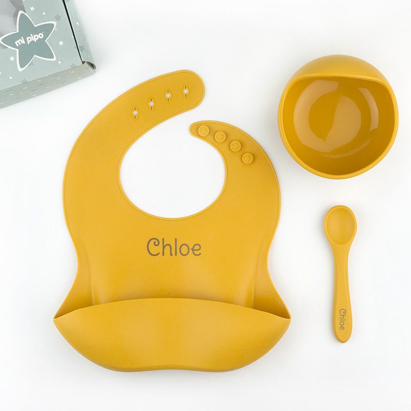 Vajilla con babero, bol y cuchara de silicona PERSONALIZADA / VARIOS COLORES- MI PIPO